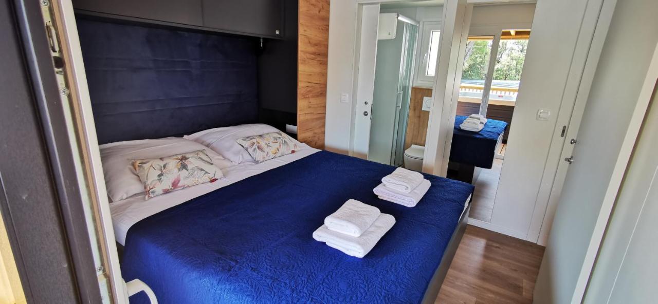Mobile Home Kmz Selce Buitenkant foto