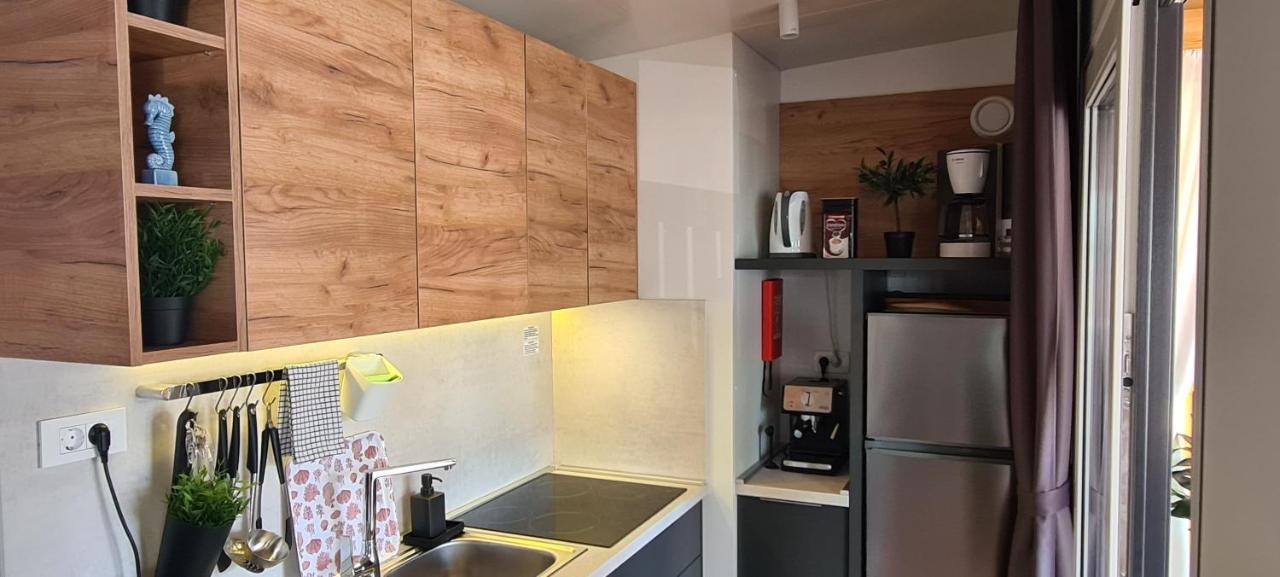 Mobile Home Kmz Selce Buitenkant foto