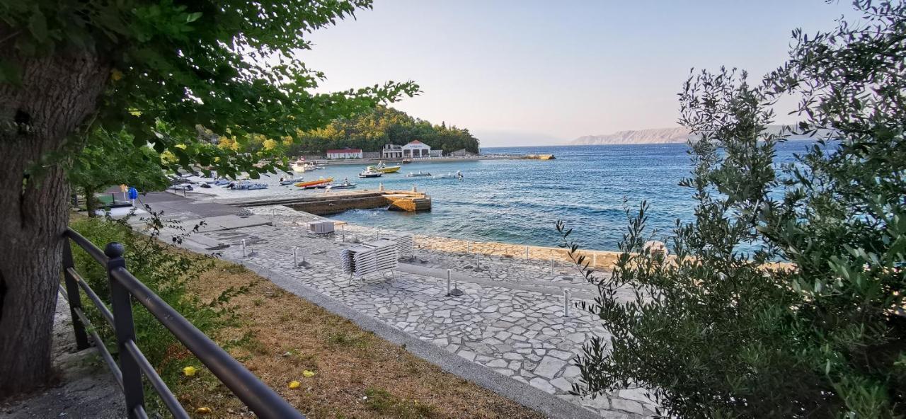 Mobile Home Kmz Selce Buitenkant foto
