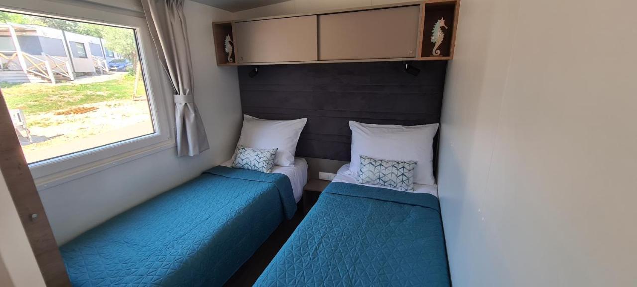 Mobile Home Kmz Selce Buitenkant foto